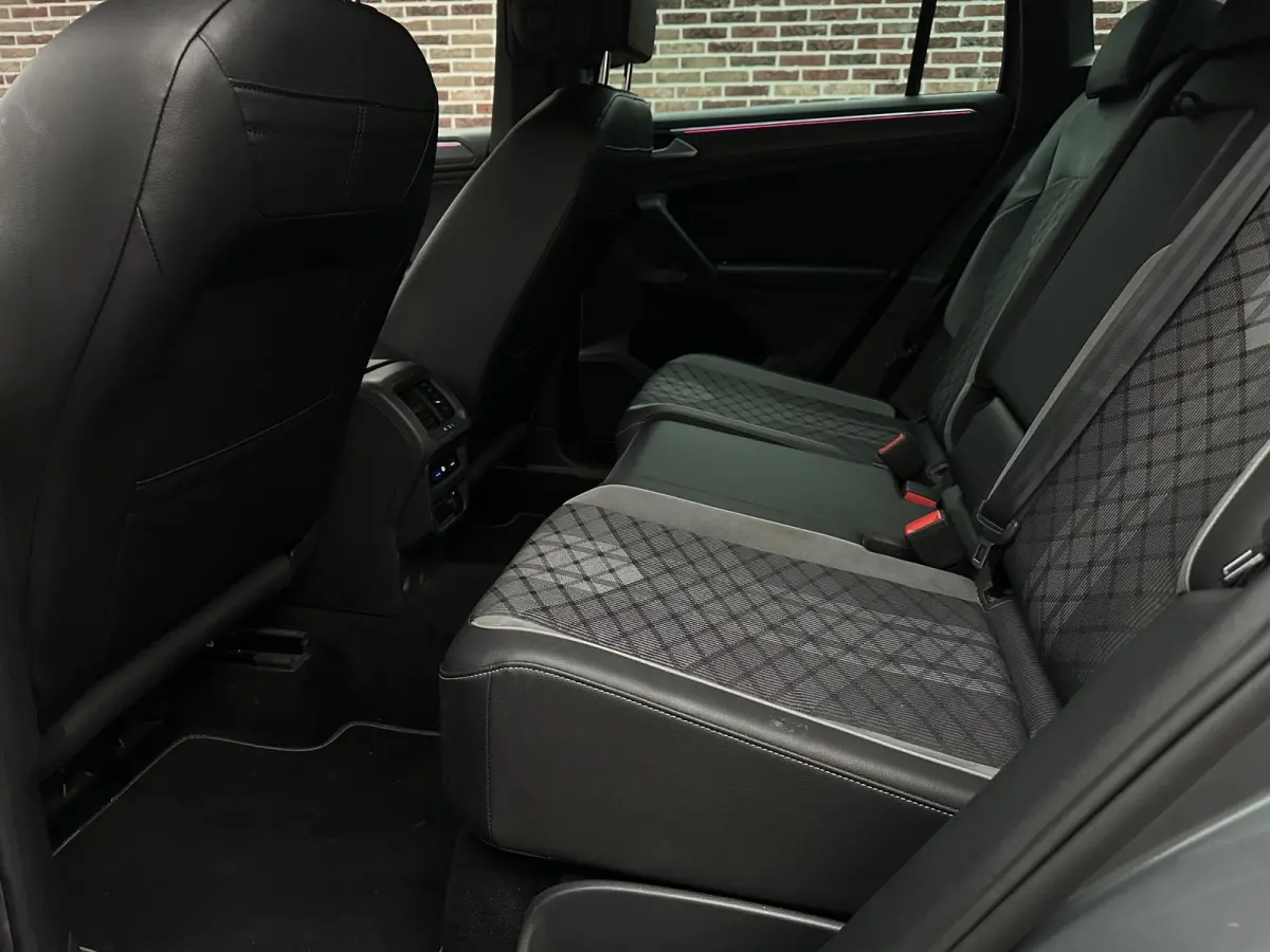 2.0 TSI 4Motion R LINE HEAD UP