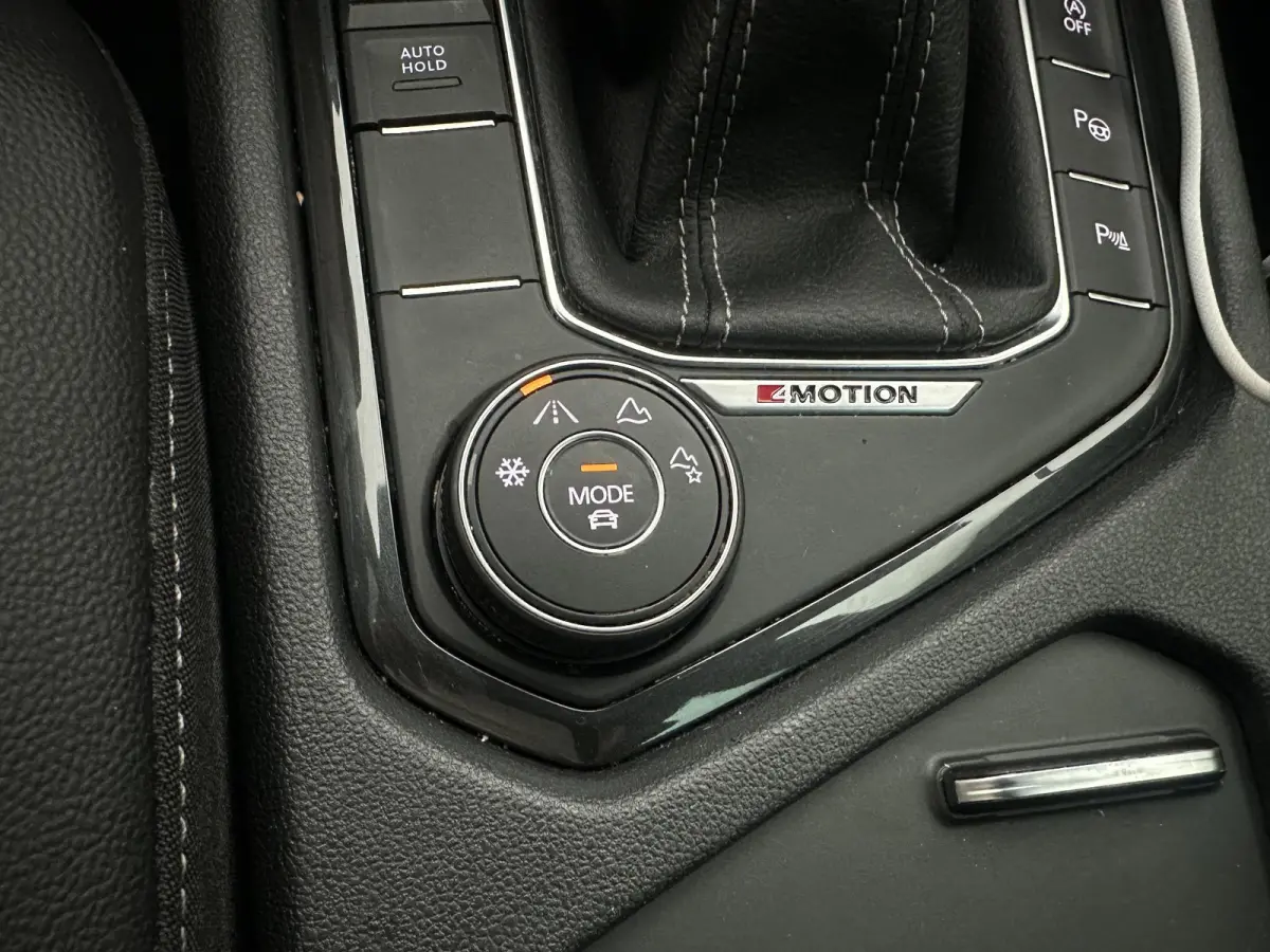 2.0 TSI 4Motion R LINE HEAD UP