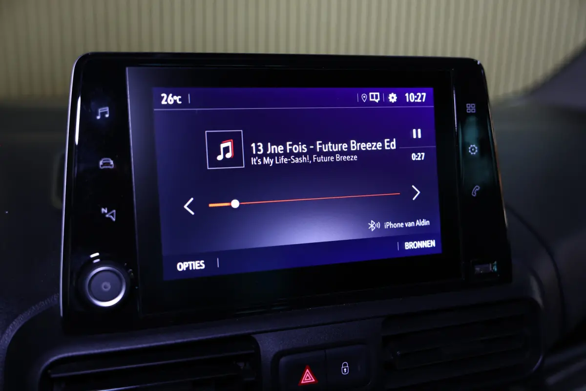 1.2 Turbo Innovation XL 7pers AUTOM NAVI Carplay TREKH 360 Cam L2H1 '21