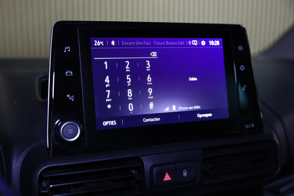 1.2 Turbo Innovation XL 7pers AUTOM NAVI Carplay TREKH 360 Cam L2H1 '21