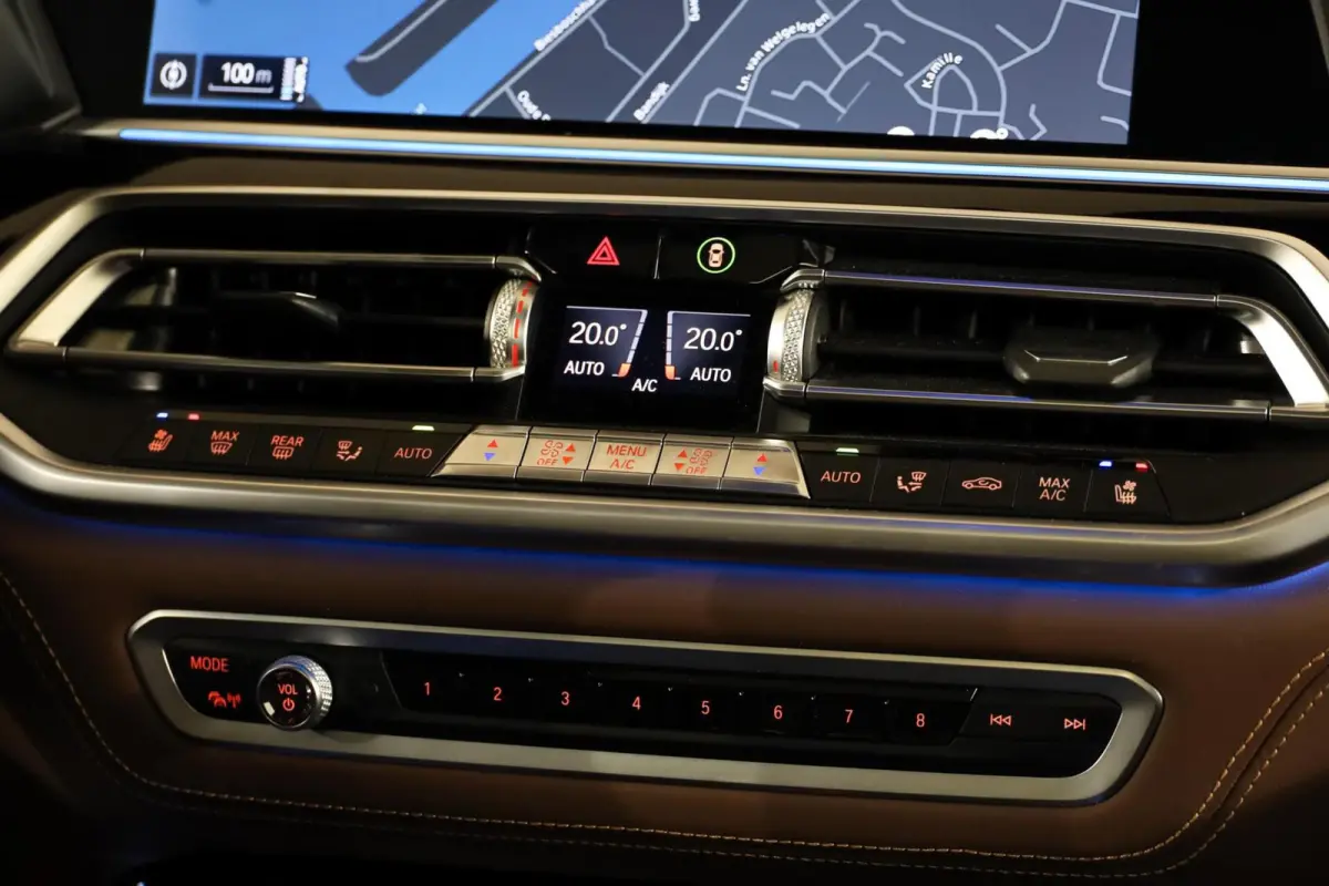 xDrive45e M-Sport|Individual|4WB|Skylounge|B&W|Massage|