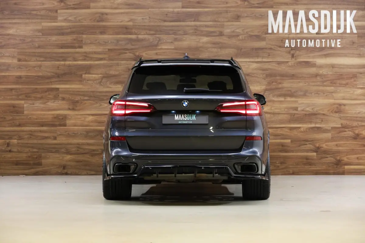 xDrive45e M-Sport|Individual|4WB|Skylounge|B&W|Massage|