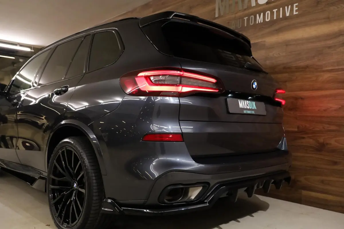 xDrive45e M-Sport|Individual|4WB|Skylounge|B&W|Massage|