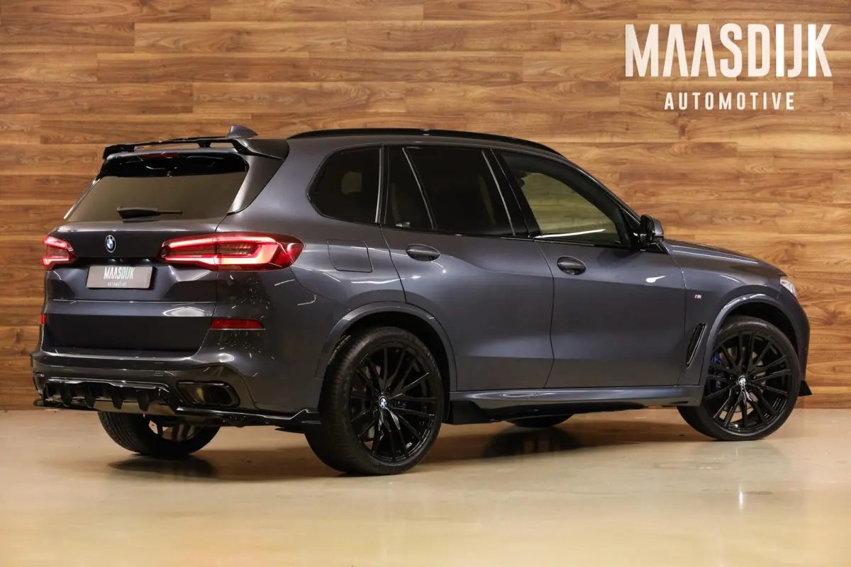 xDrive45e M-Sport|Individual|4WB|Skylounge|B&W|Massage|