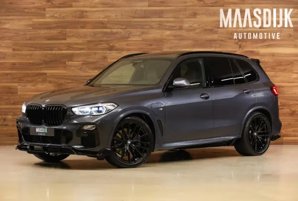 xDrive45e M-Sport|Individual|4WB|Skylounge|B&W|Massage|