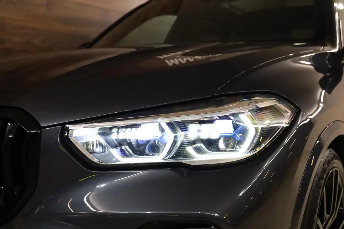 xDrive45e M-Sport|Individual|4WB|Skylounge|B&W|Massage|