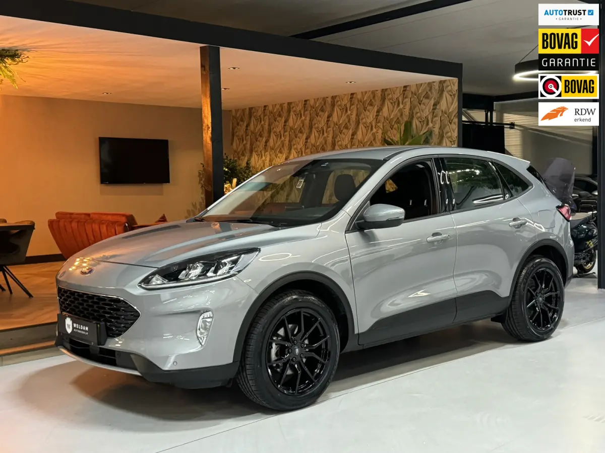 Ford Kuga 2024 Benzine Handgeschakeld leasen
