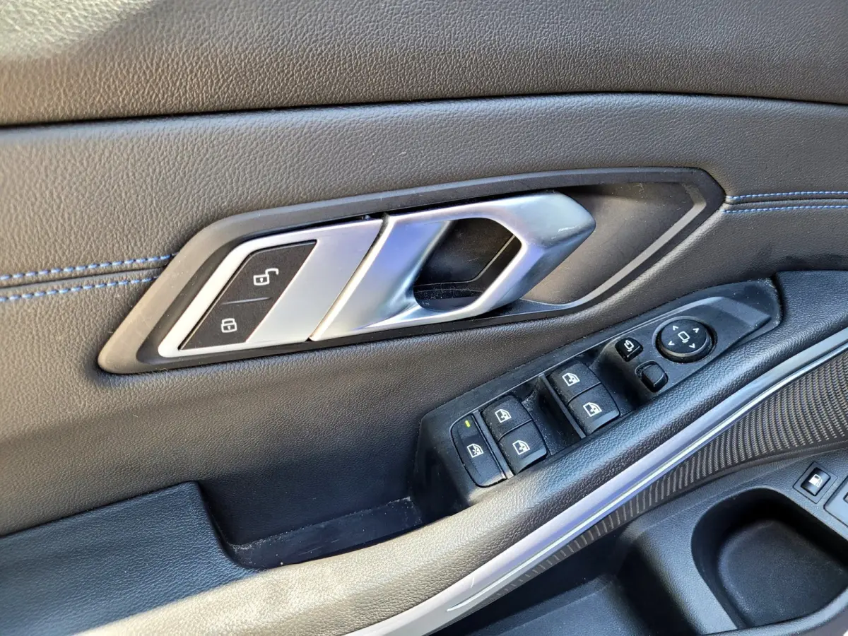 330e M-sport ACC/HUD/Laser/Trekhaak/HiFi (BTW)