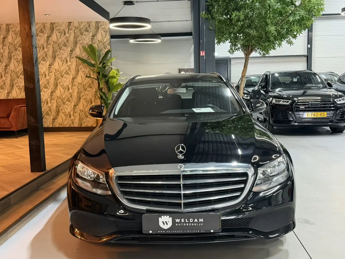 E 200 Business Solution|Automaat|Dealeronderhouden|Keyless|Camera|Elek. Achterklep|Rijklaar