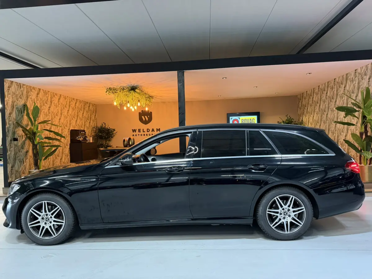 E 200 Business Solution|Automaat|Dealeronderhouden|Keyless|Camera|Elek. Achterklep|Rijklaar