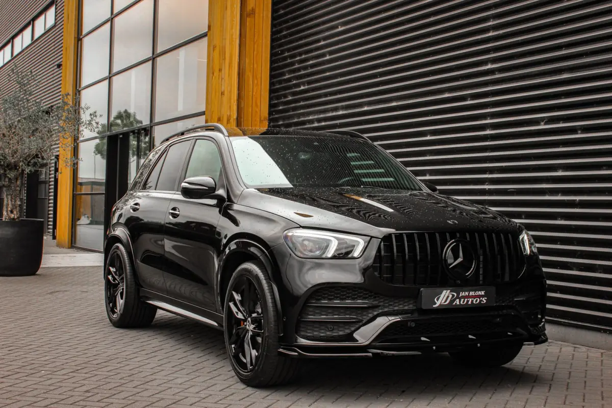 350 e 4MATIC Premium Plus Night Edition Premium / BURMESTER / TREKHAAK / FULL DEALER AUTO /LUCHTVERING