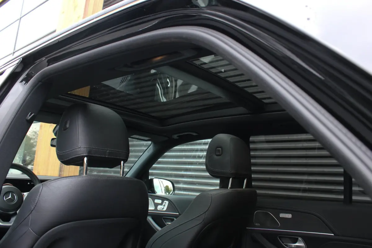 350 e 4MATIC Premium Plus Night Edition Premium / BURMESTER / TREKHAAK / FULL DEALER AUTO /LUCHTVERING
