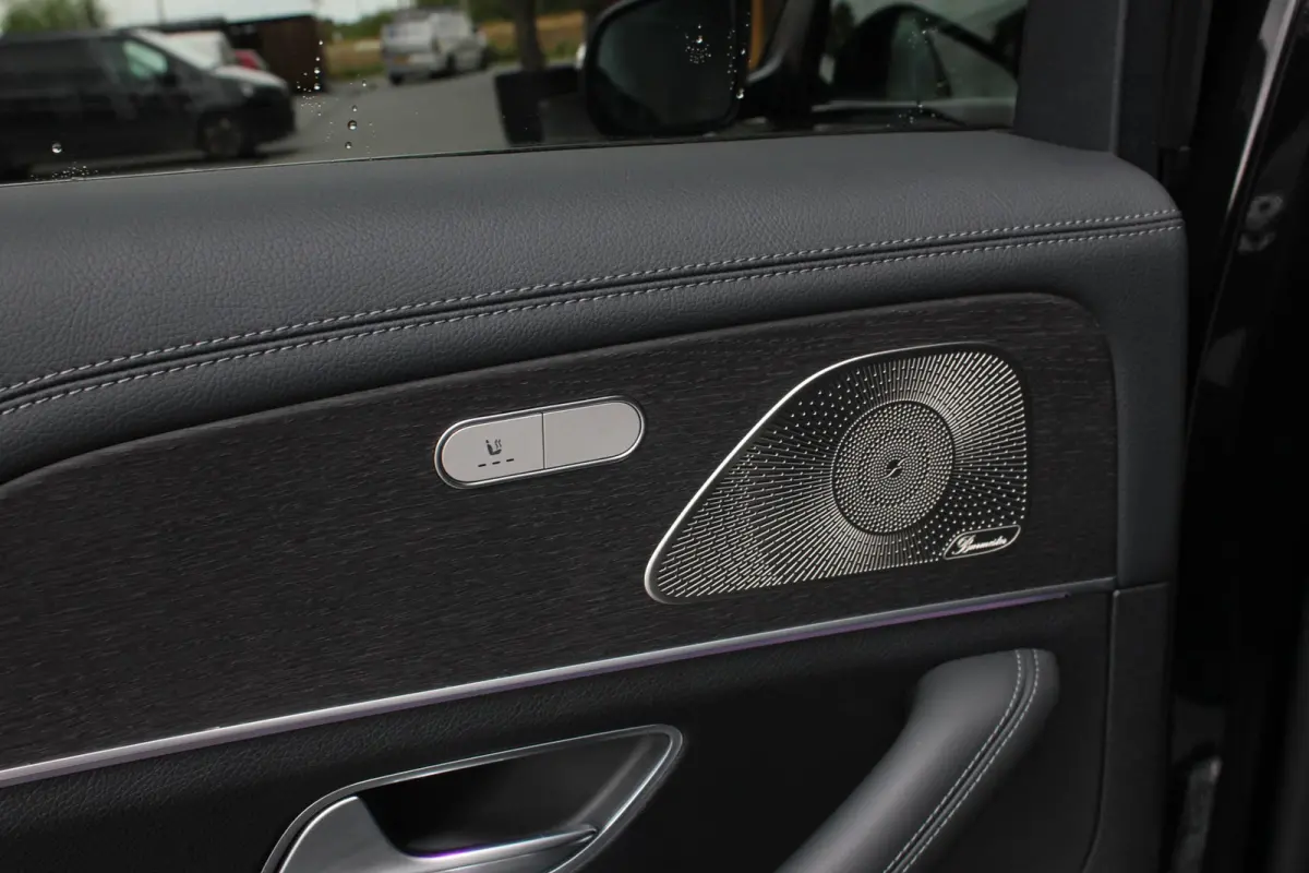 350 e 4MATIC Premium Plus Night Edition Premium / BURMESTER / TREKHAAK / FULL DEALER AUTO /LUCHTVERING