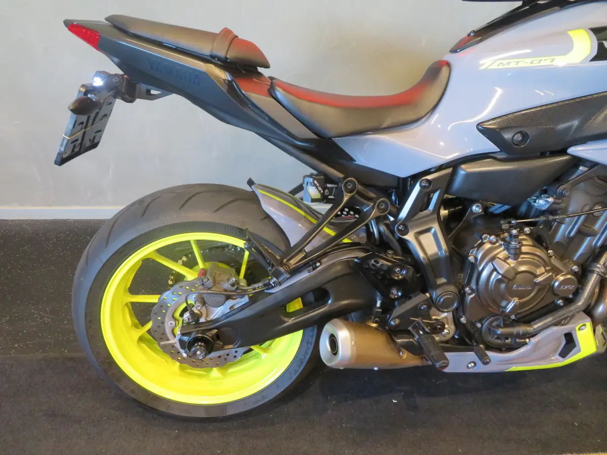 MT07 SUPER STRAK!