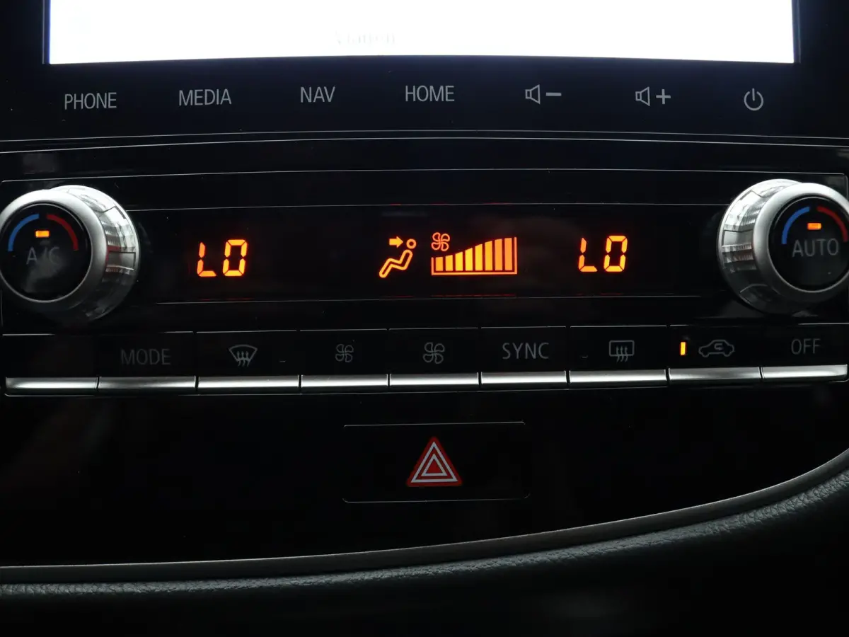 225pk PHEV Intense Apple Carplay/Android Auto | Climate