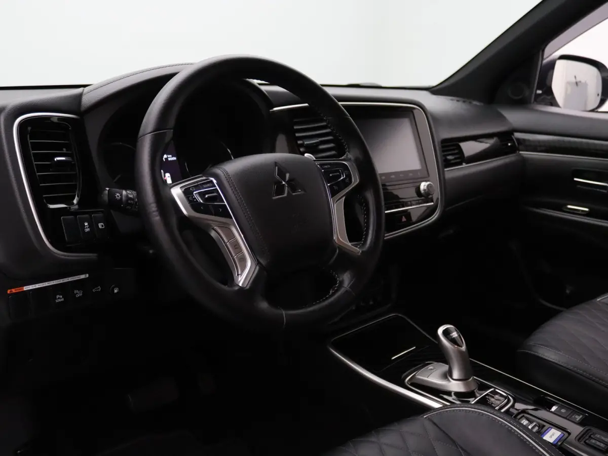 225pk PHEV Intense Apple Carplay/Android Auto | Climate