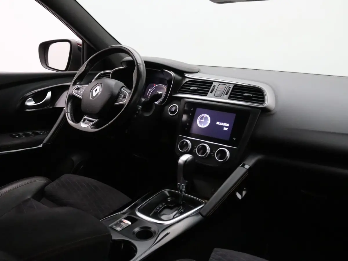 160pk TCe Black Edition Apple Carplay/Android Auto | Climate