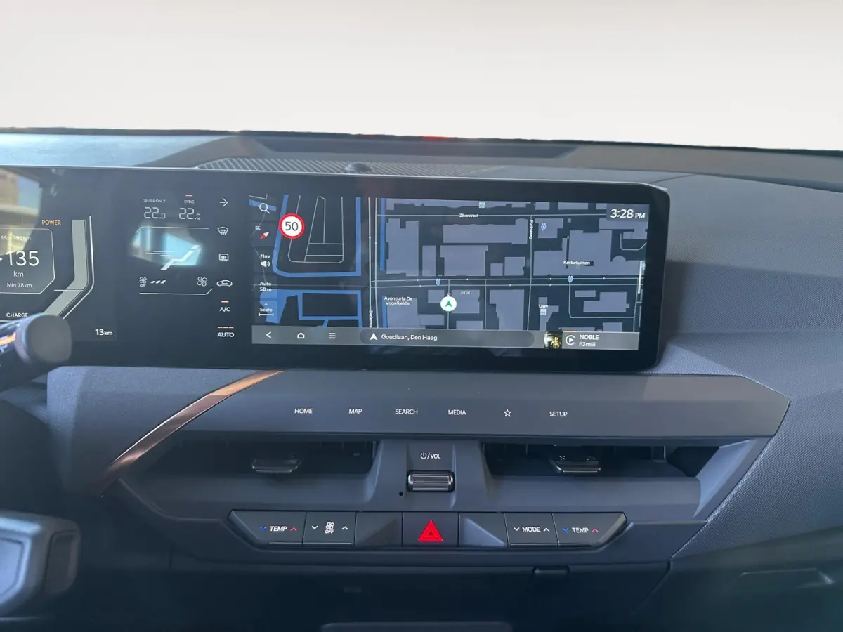 Air 81.4 kWh | NIEUW TE BESTELLEN | 3000,- INRUILKORTING | Stoel & Stuurverwarming | Rijbereik tot 530km | Wireless auto/carplay |