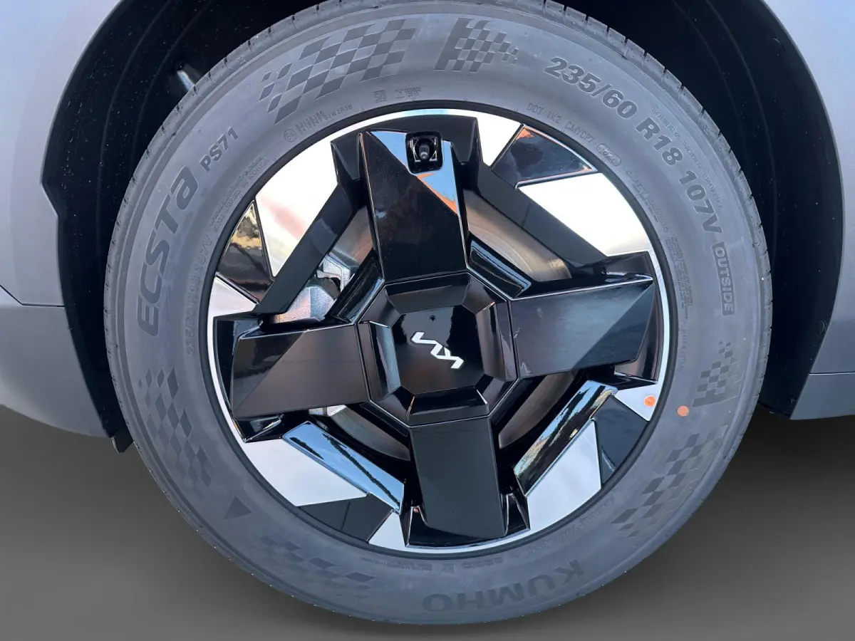 Air 81.4 kWh | NIEUW TE BESTELLEN | 3000,- INRUILKORTING | Stoel & Stuurverwarming | Rijbereik tot 530km | Wireless auto/carplay |