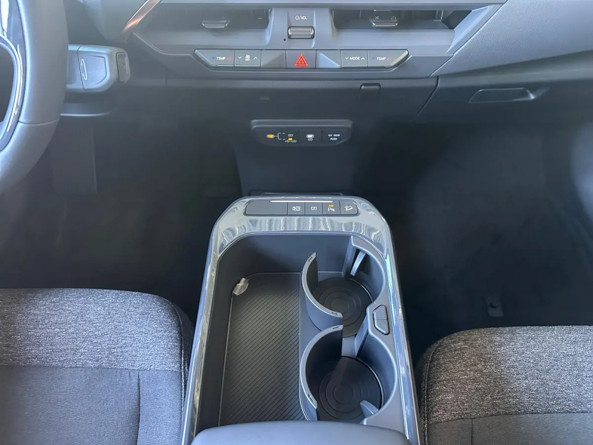 Air 81.4 kWh | NIEUW TE BESTELLEN | 3000,- INRUILKORTING | Stoel & Stuurverwarming | Rijbereik tot 530km | Wireless auto/carplay |