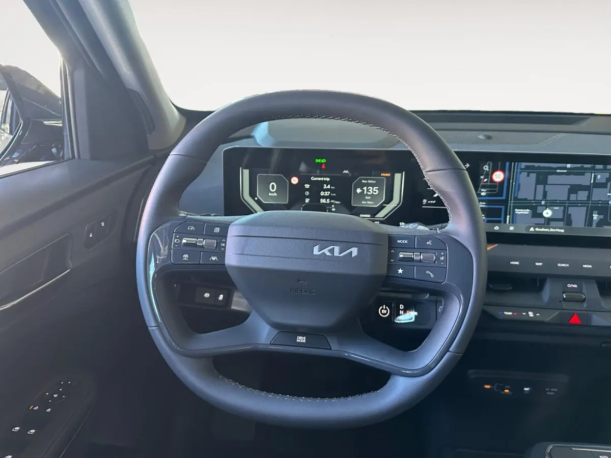 Air 81.4 kWh | NIEUW TE BESTELLEN | 3000,- INRUILKORTING | Stoel & Stuurverwarming | Rijbereik tot 530km | Wireless auto/carplay |