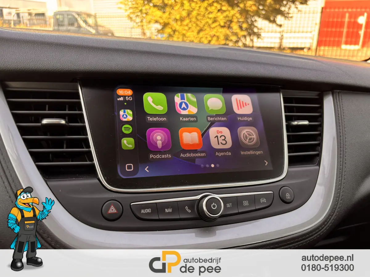 1.2 Turbo Online Edition GARANTIE/AUTOMAAT/NW.DISTRI/CARPLAY/CRUISE/CLIMA/TREKHAAK/PARK.SENS. V+A rijklaarprijs!