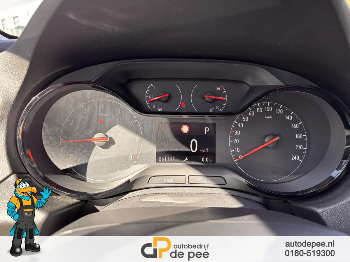 1.2 Turbo Online Edition GARANTIE/AUTOMAAT/NW.DISTRI/CARPLAY/CRUISE/CLIMA/TREKHAAK/PARK.SENS. V+A rijklaarprijs!