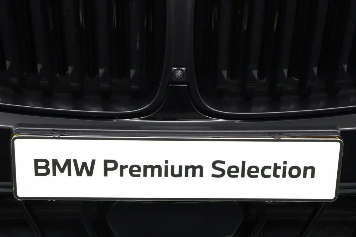 xDrive50e | SOH 100%| Sport Pakket Pro | Panoramadak | Harman Kardon | Stoelverwarming Voor & Achter | Individual Dashboard Leder  | 22'' LM