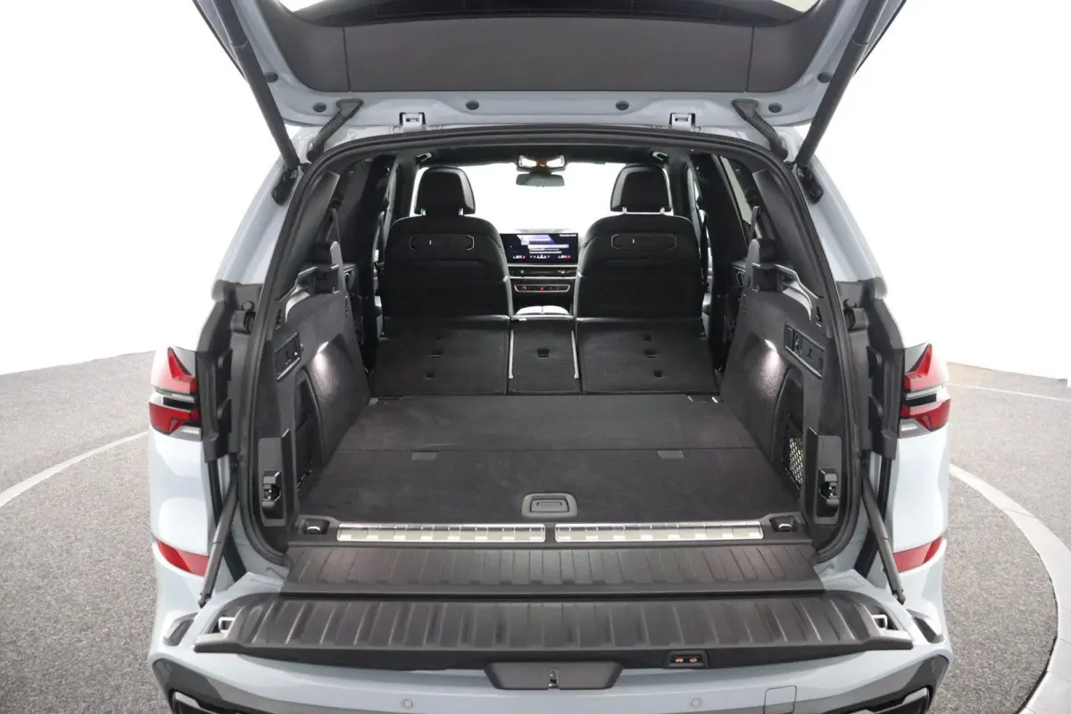 xDrive50e | SOH 100%| Sport Pakket Pro | Panoramadak | Harman Kardon | Stoelverwarming Voor & Achter | Individual Dashboard Leder  | 22'' LM