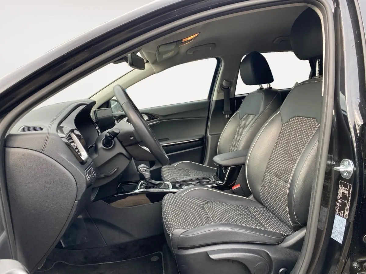 1.5T DynamicPlusLine | Automaat | Stoel + stuur verwarming | Navigatie | Climate control | Elektrische achterklep