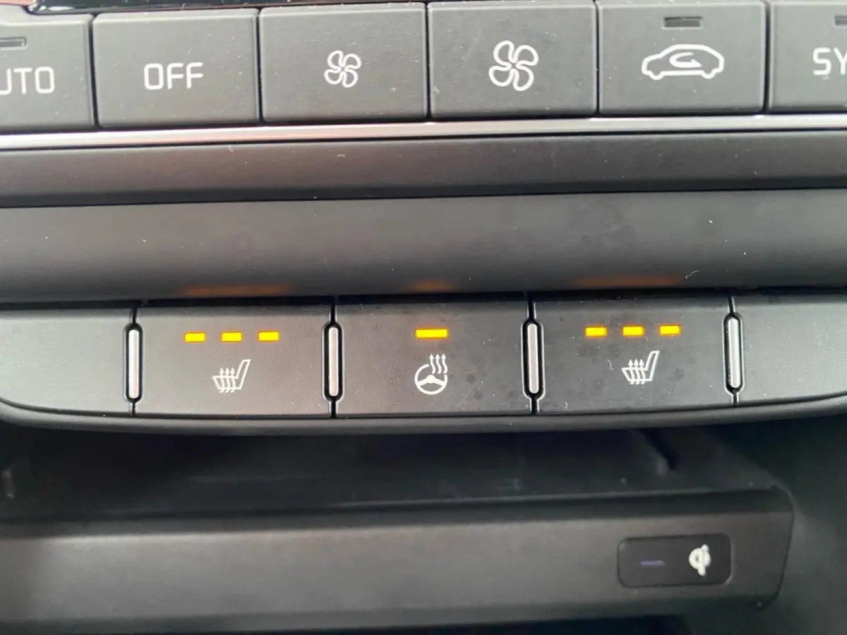 1.5T DynamicPlusLine | Automaat | Stoel + stuur verwarming | Navigatie | Climate control | Elektrische achterklep