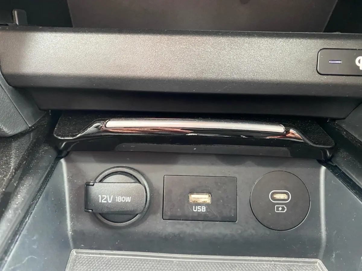 1.5T DynamicPlusLine | Automaat | Stoel + stuur verwarming | Navigatie | Climate control | Elektrische achterklep