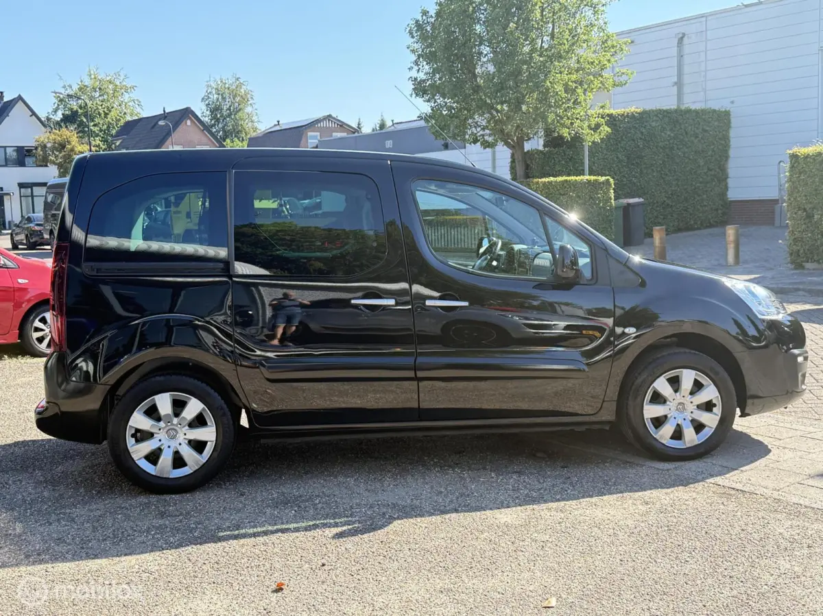 combi 1.2 Feel park.sens. nieuwe dist. riem