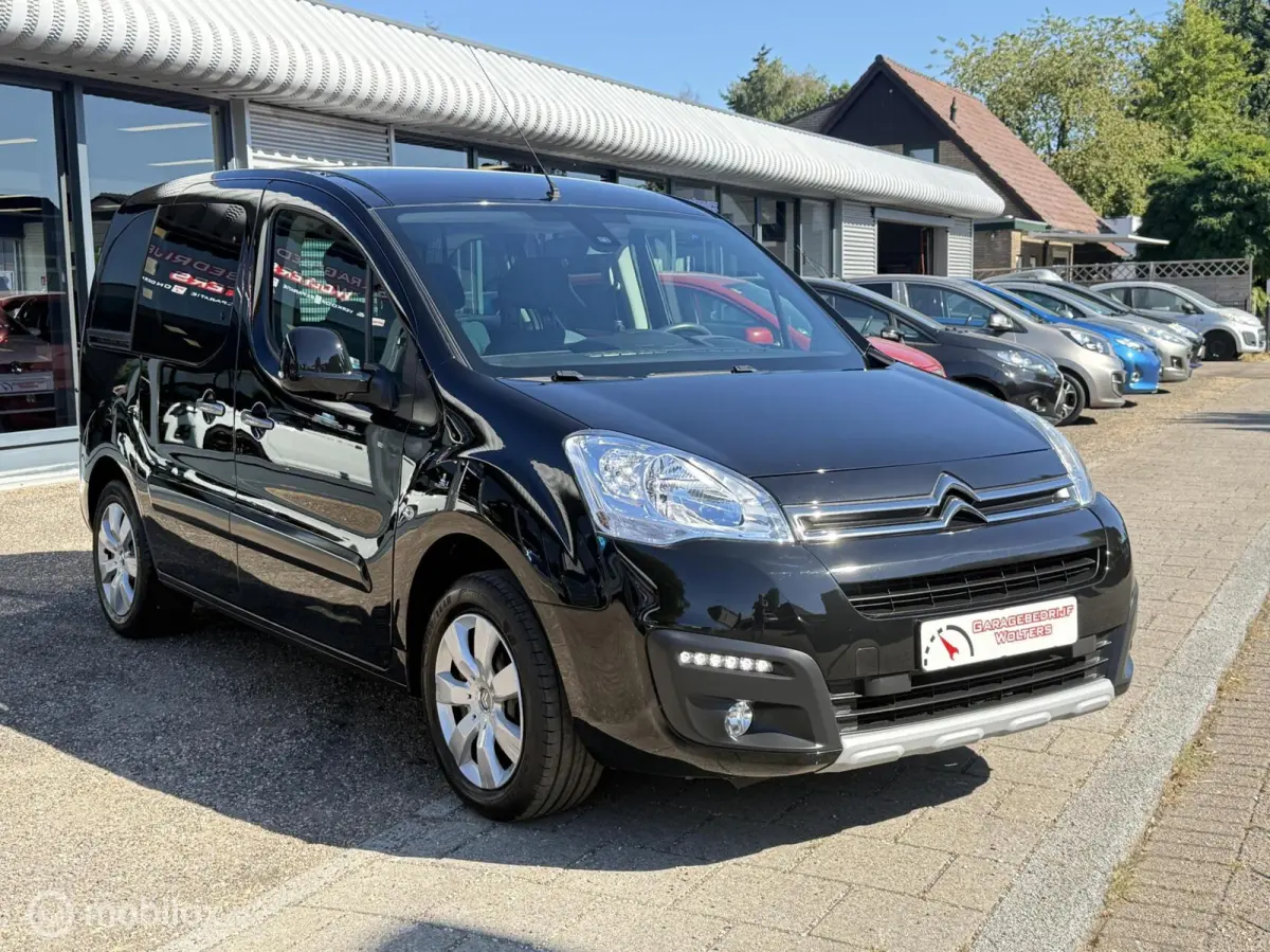 combi 1.2 Feel park.sens. nieuwe dist. riem