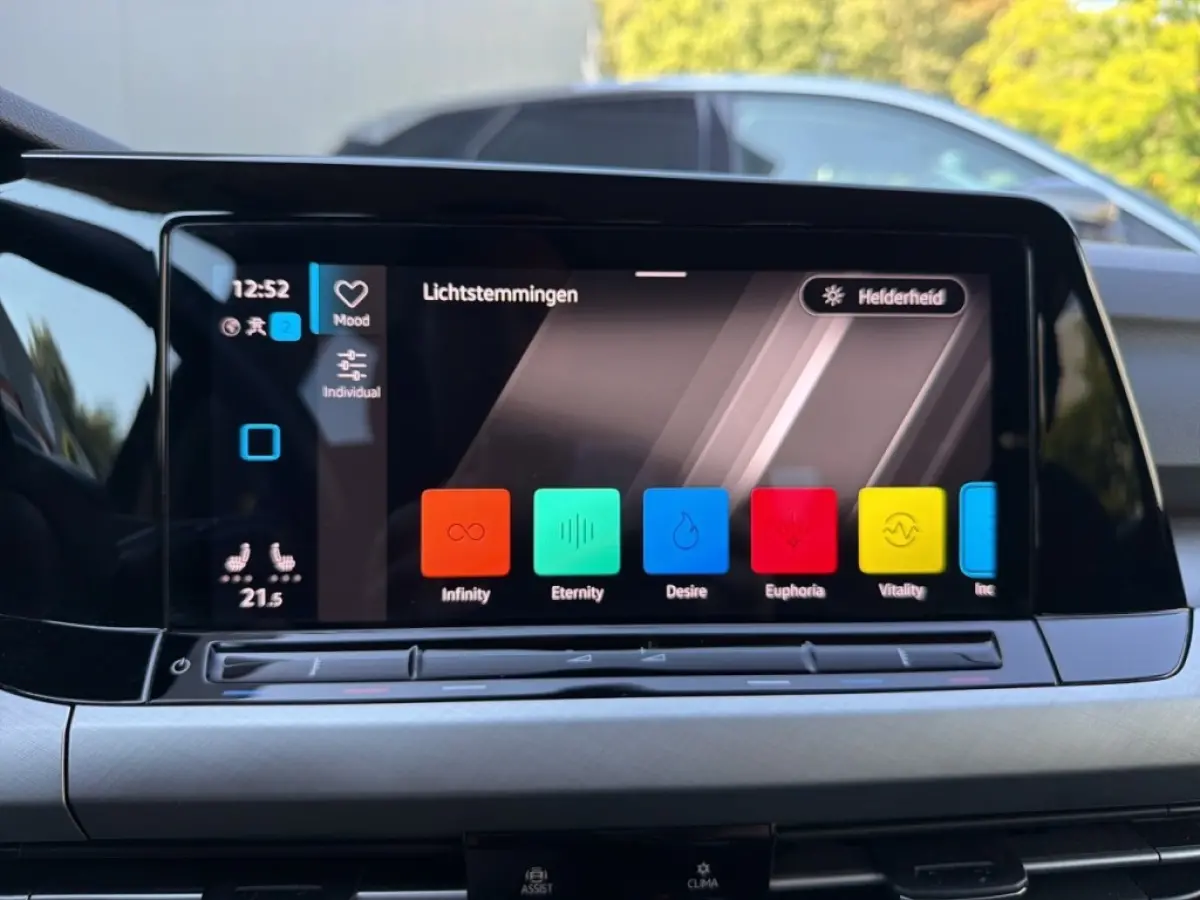 1.0 TSI LIFE CAMERA/ACC/STOELVERW/CARPLAY