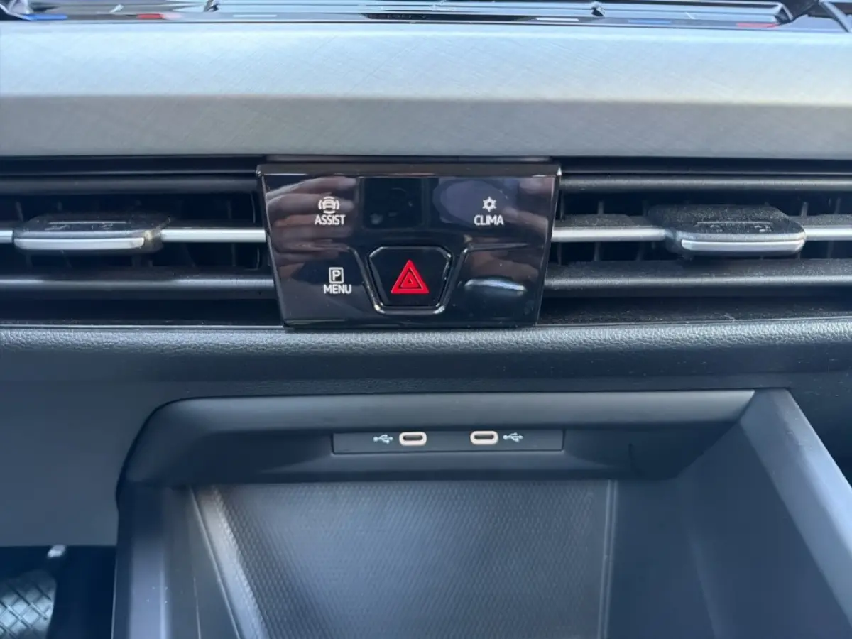 1.0 TSI LIFE CAMERA/ACC/STOELVERW/CARPLAY