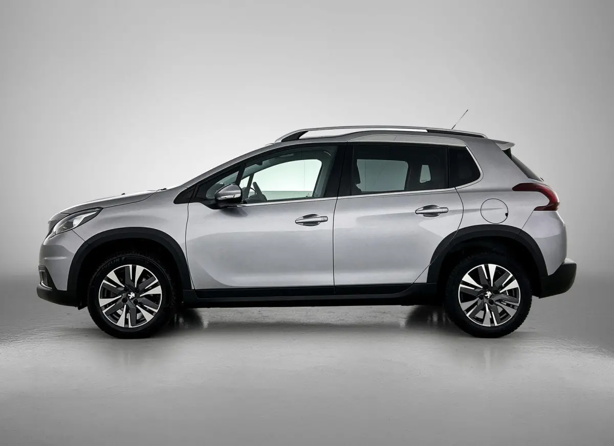 1.2 110pk Allure | Trekhaak | Glazendak | Navigatie | Climate Control | Cruise Control | 16"LMV | Camera | Apple Carplay/Android Auto |