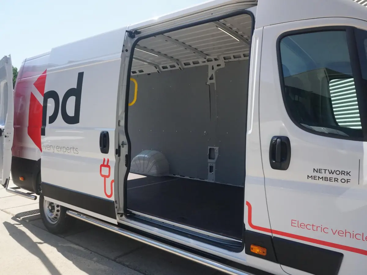 Electric 3.5t L4H2 Zwaar 110 kWh DPD