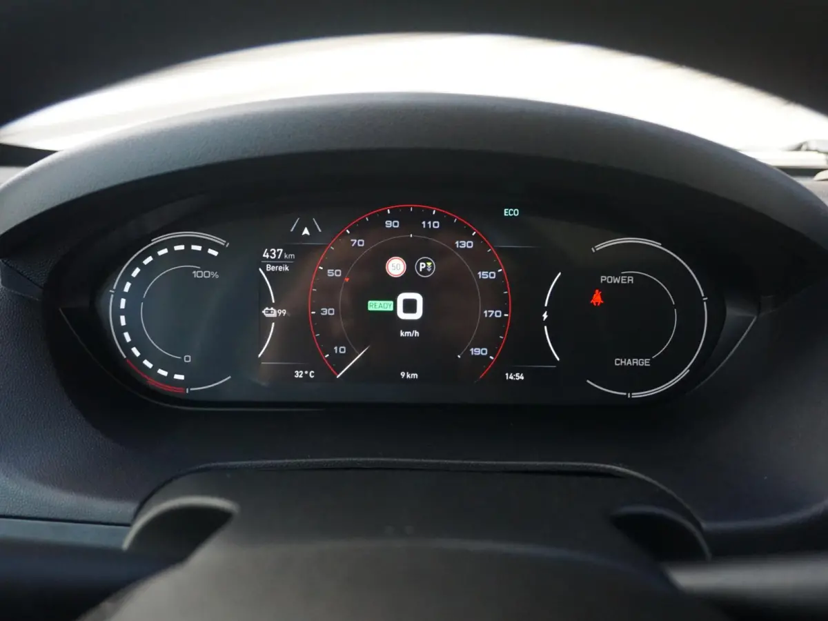 Electric 3.5t L4H2 Zwaar 110 kWh DPD