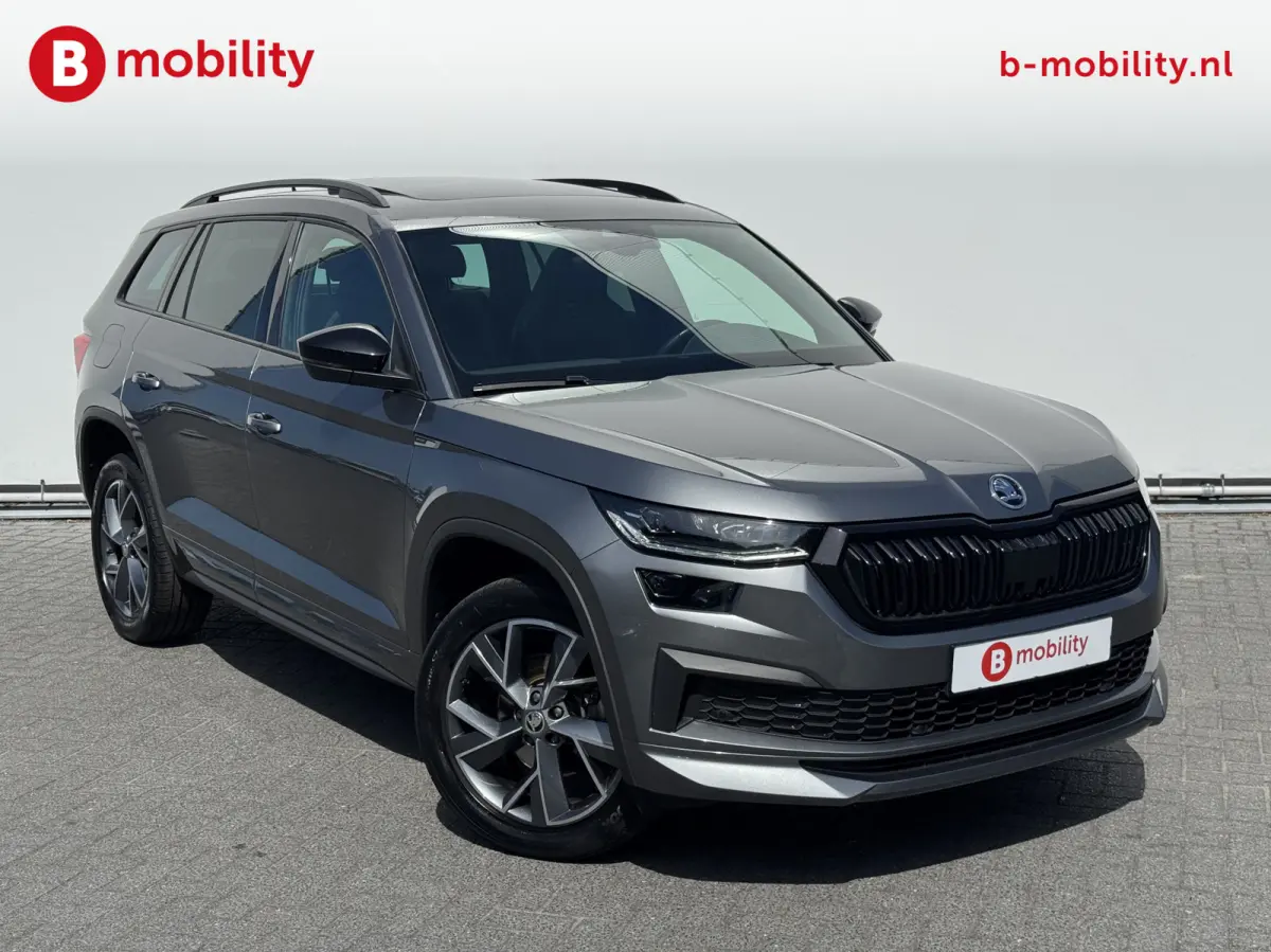 1.5 TSI Sportline Business 150PK DSG Automaat Panoramadak | Achteruitrijcamera | DAB | Stoelverwarming | Sportstoelen