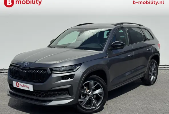 1.5 TSI Sportline Business 150PK DSG Automaat Panoramadak | Achteruitrijcamera | DAB | Stoelverwarming | Sportstoelen