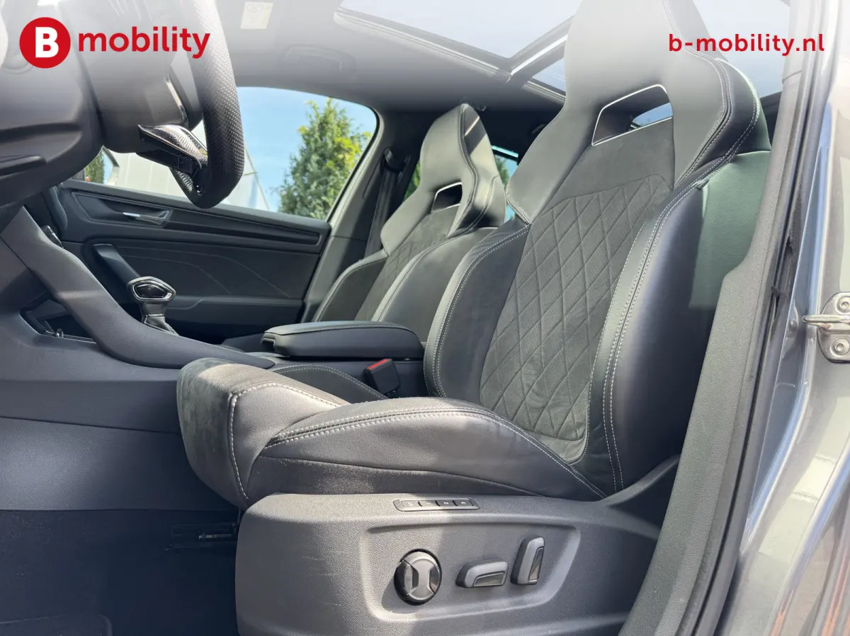 1.5 TSI Sportline Business 150PK DSG Automaat Panoramadak | Achteruitrijcamera | DAB | Stoelverwarming | Sportstoelen