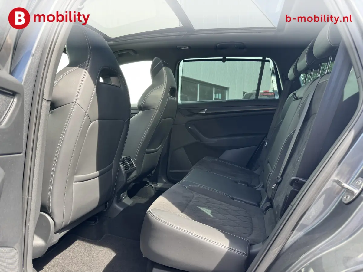 1.5 TSI Sportline Business 150PK DSG Automaat Panoramadak | Achteruitrijcamera | DAB | Stoelverwarming | Sportstoelen