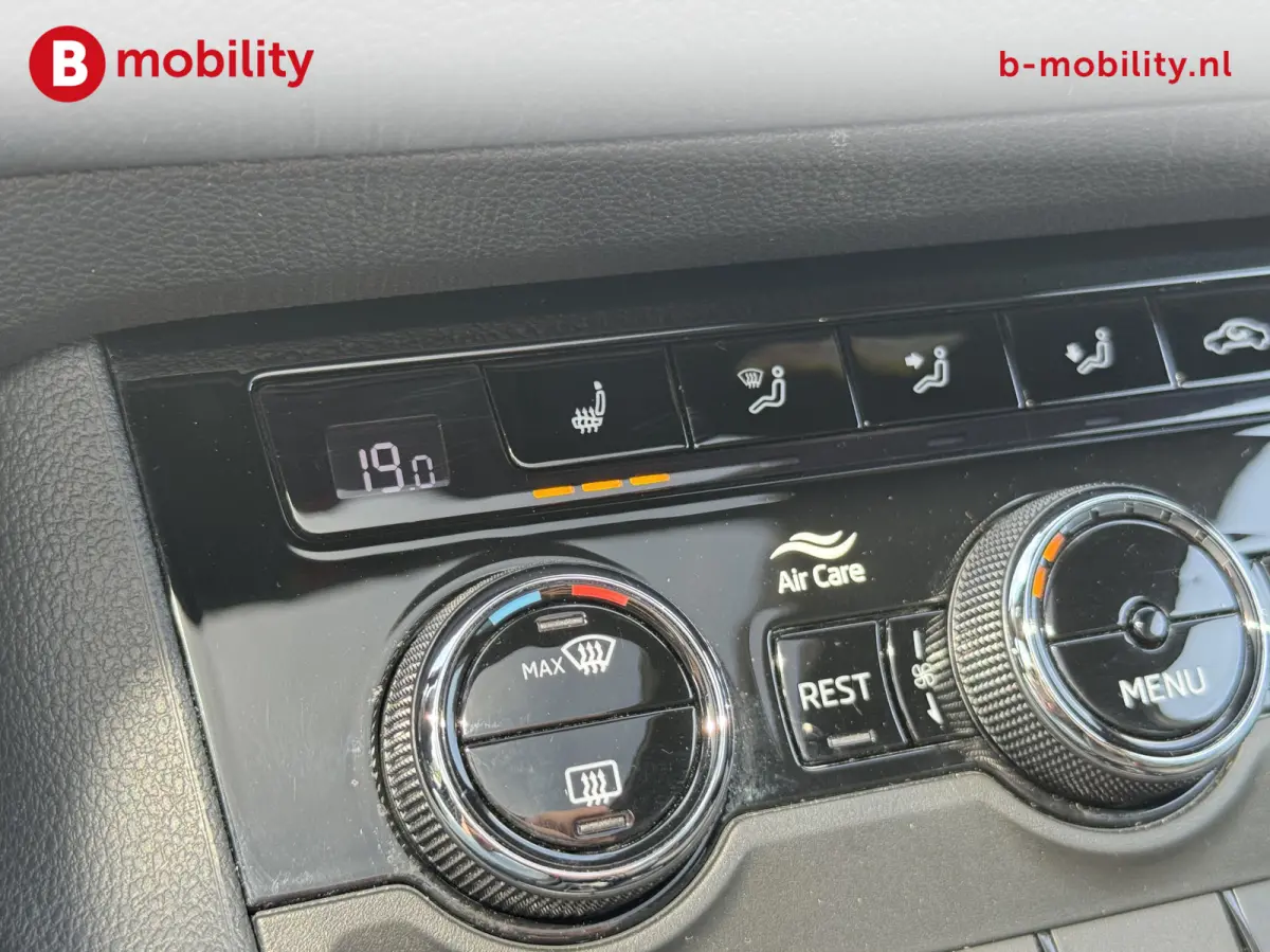 1.5 TSI Sportline Business 150PK DSG Automaat Panoramadak | Achteruitrijcamera | DAB | Stoelverwarming | Sportstoelen