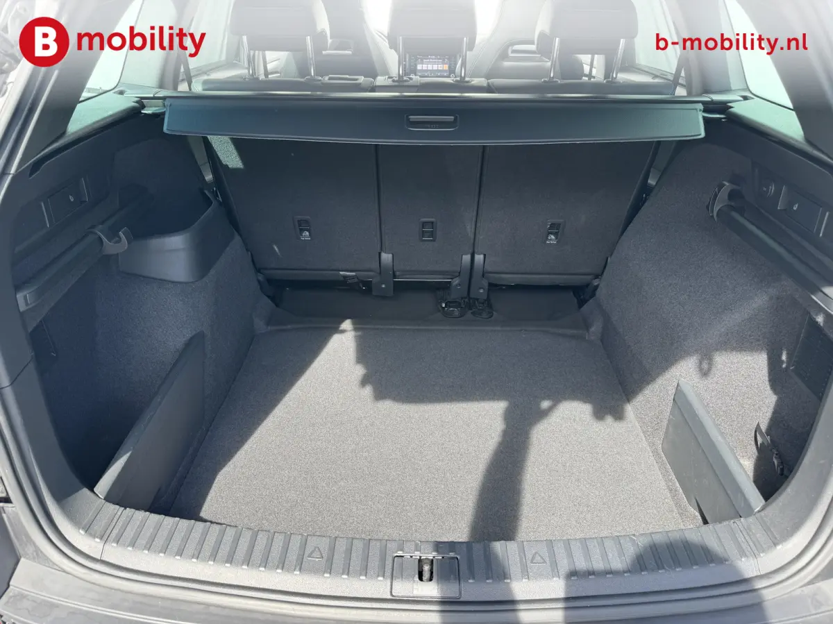 1.5 TSI Sportline Business 150PK DSG Automaat Panoramadak | Achteruitrijcamera | DAB | Stoelverwarming | Sportstoelen