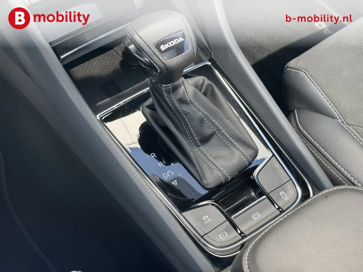 1.5 TSI Sportline Business 150PK DSG Automaat Panoramadak | Achteruitrijcamera | DAB | Stoelverwarming | Sportstoelen