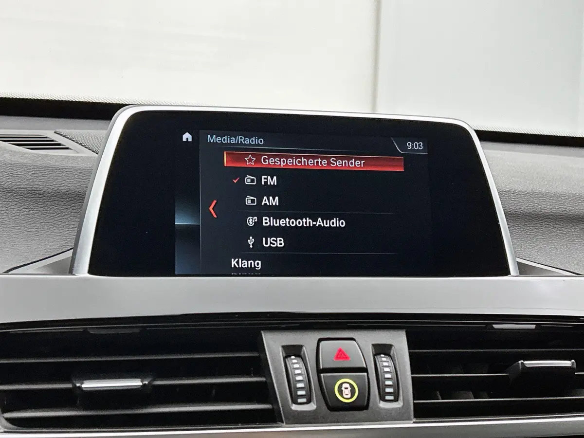 sDrive18i High Executive | Verwarmbare Stoelen & Stuurwiel | Trekhaak | Elektrische Achterklep
