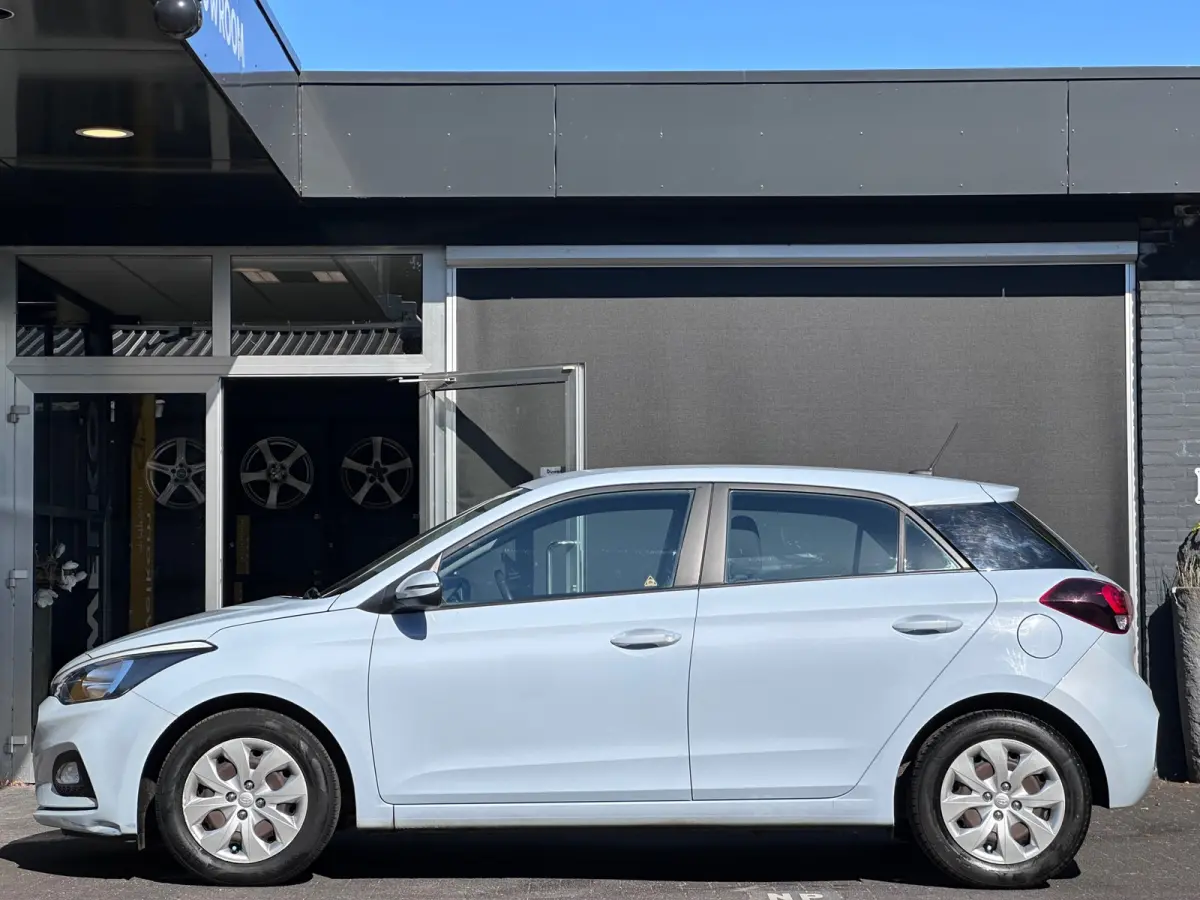 1.0 T-GDI Premium AIRCO / CARPLAY / CRUISE