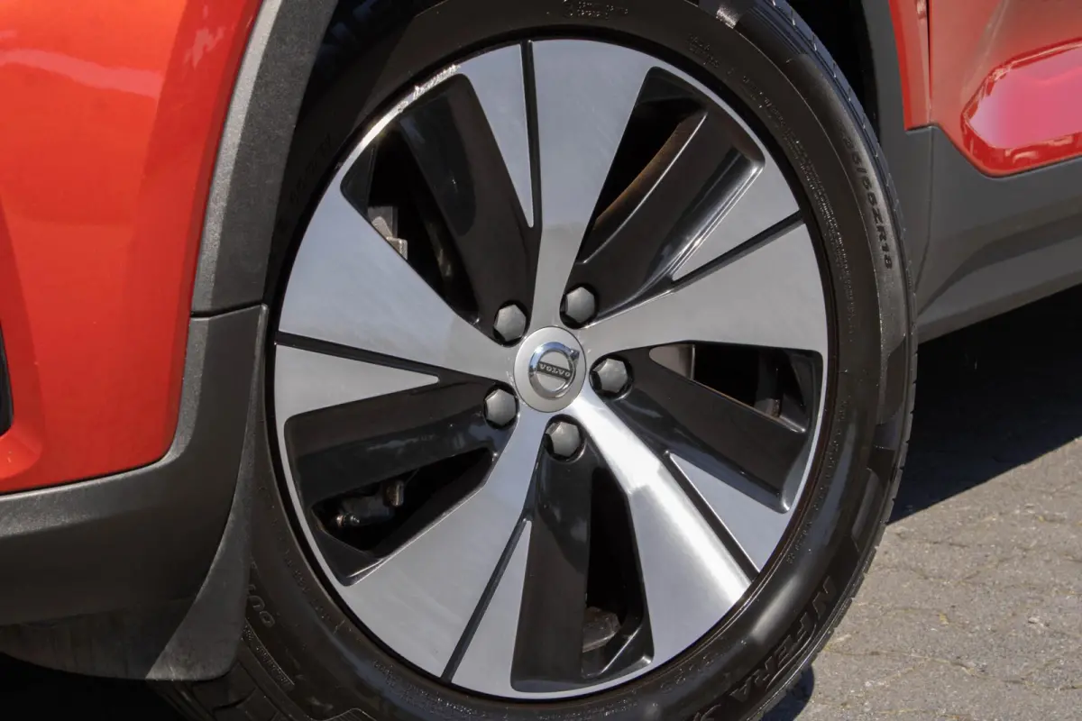 1.5 T4 PHEV Plus Dark|Camera|Memory|R-Design pack