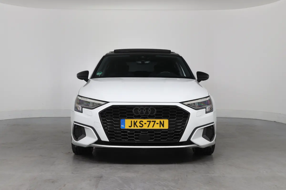30 TFSI Advanced edition | Open Dak | Afneembare Trekhaak | LED | Sportstoelen | Navi By App | Virtual | Stoelverwarming | Cruise Adaptive | Clima | Parkeersensoren V+A | Keyless